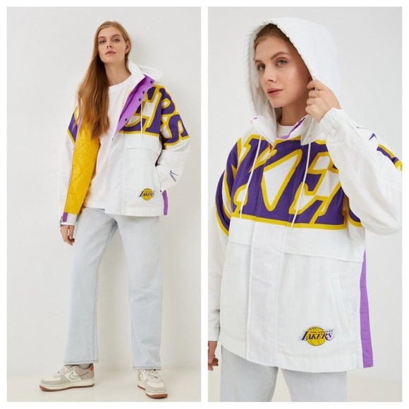 Lakers Nike Women’s x Ambush NRG IR Jacket - Picture 5 of 16